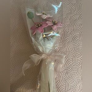 FLOWERS MADE BY HAND